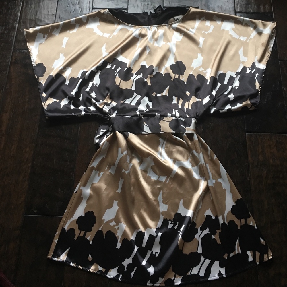 BCBG Tunic