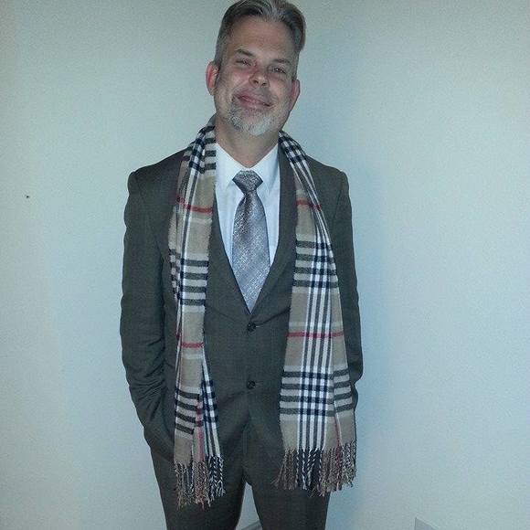 Meet your Posher, Bk - Picture 1 of 1