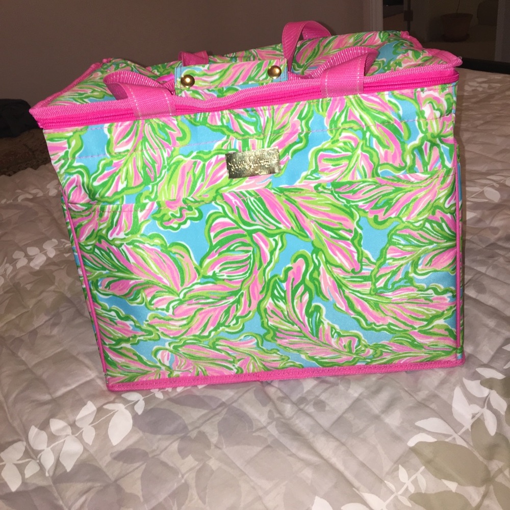 Lilly Pulitzer insulated cooler (brand new)