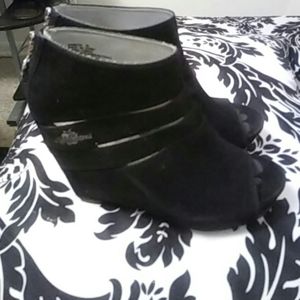 Wedge Angle Boots