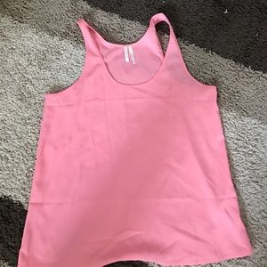 Light pink tank
