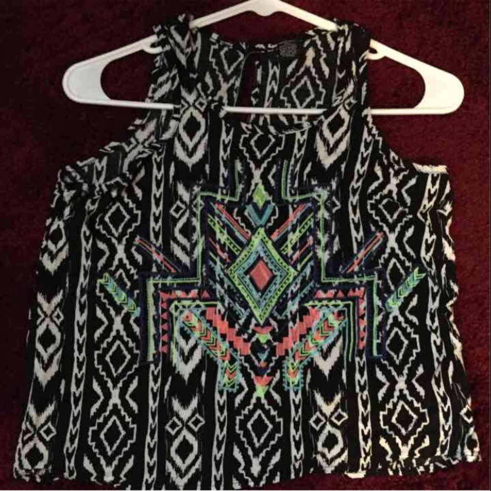 Embroidered Crop Top