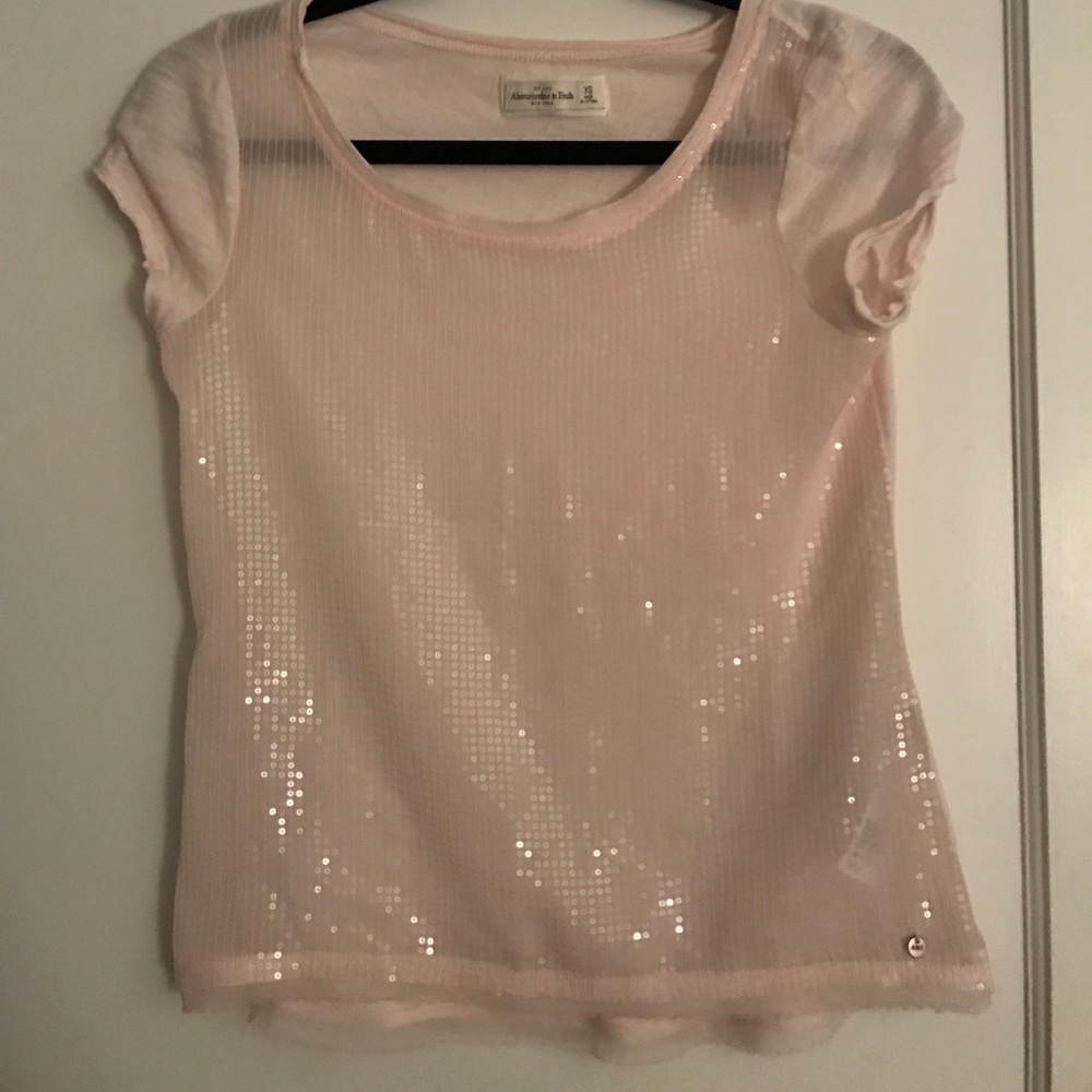 Abercrombie & Fitch. XS, pale pink, sequin  top