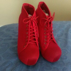 Mesh booties
