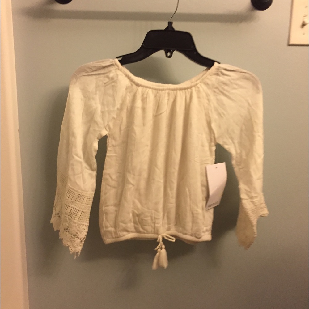 Kensie girl cream peasant bell sleeve top