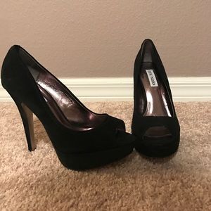 Black Steve Madden Peep-Toe Heels Pumps