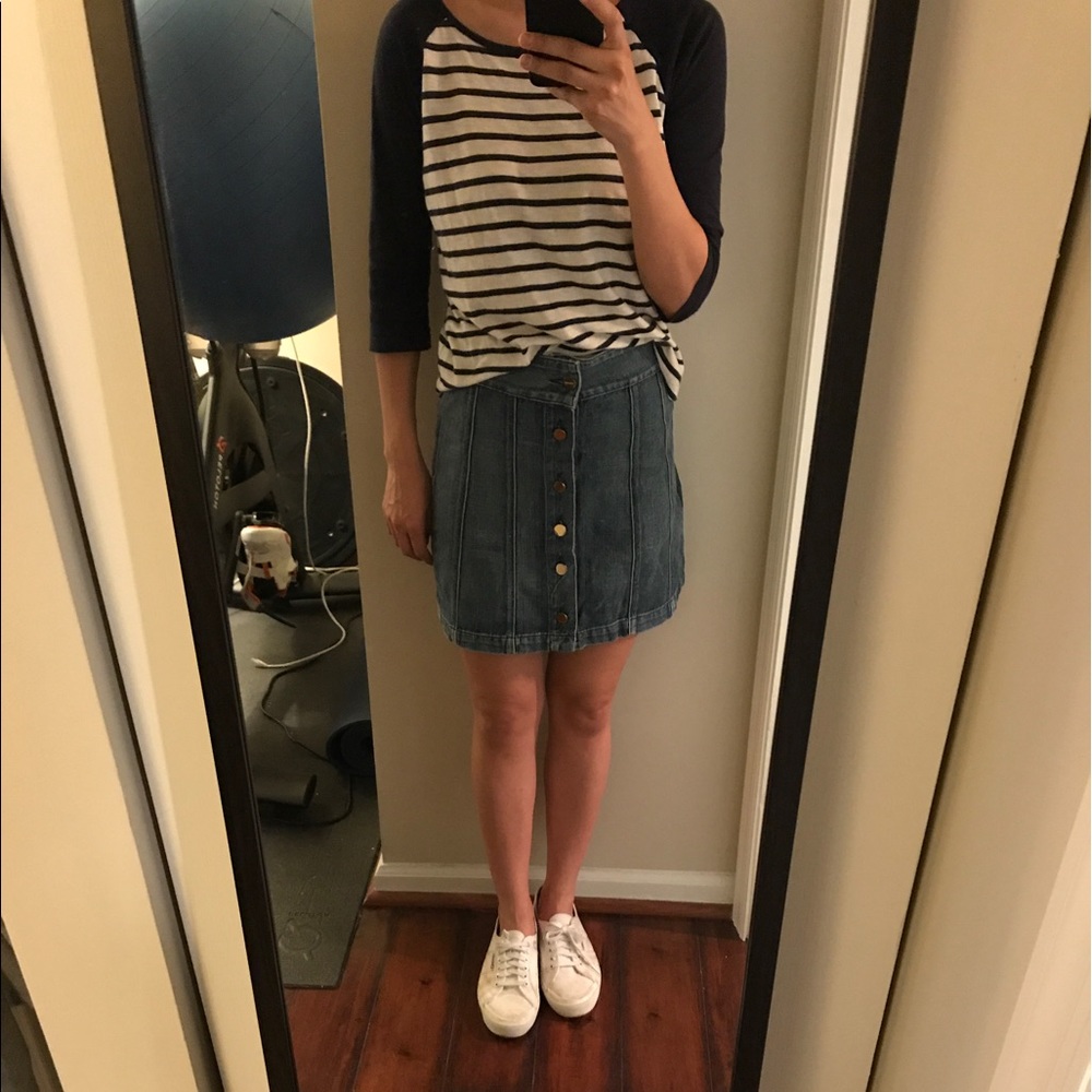 Frame denim Sz25 skirt