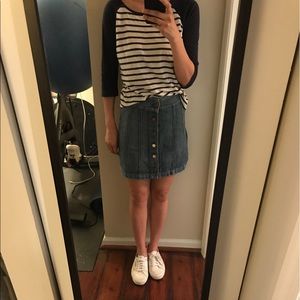 Frame denim Sz25 skirt