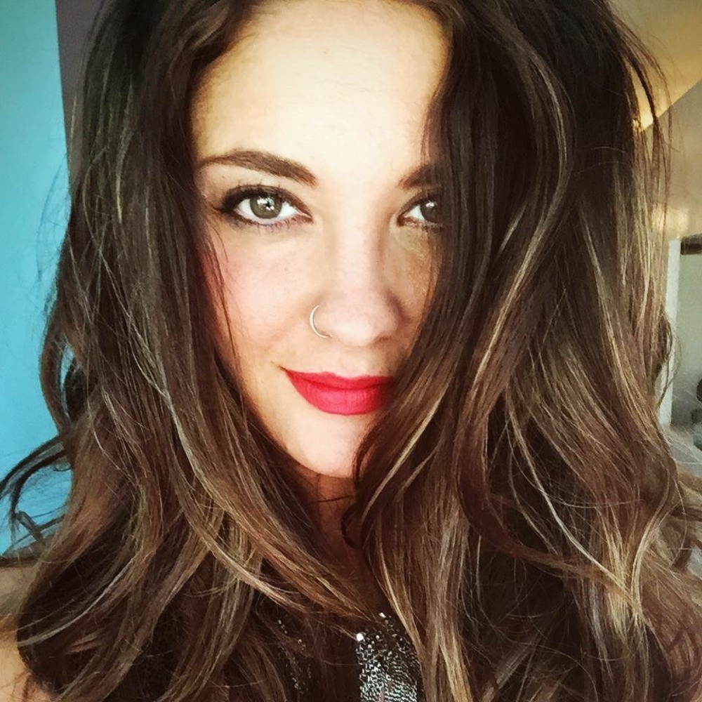 Meet your Posher, Ayngel