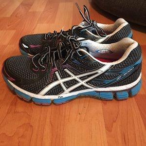 Asics GT-2000 Size 9.5