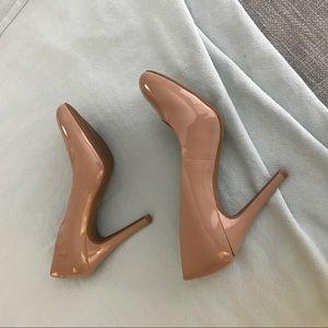 Jessica Simpson Nude Heels size 7.5