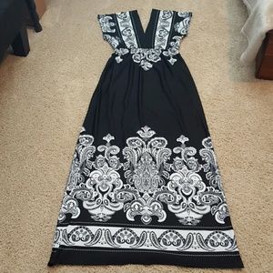 Black and white paisley maxi dress