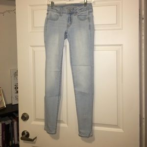 American Eagle LightWash Jeggings