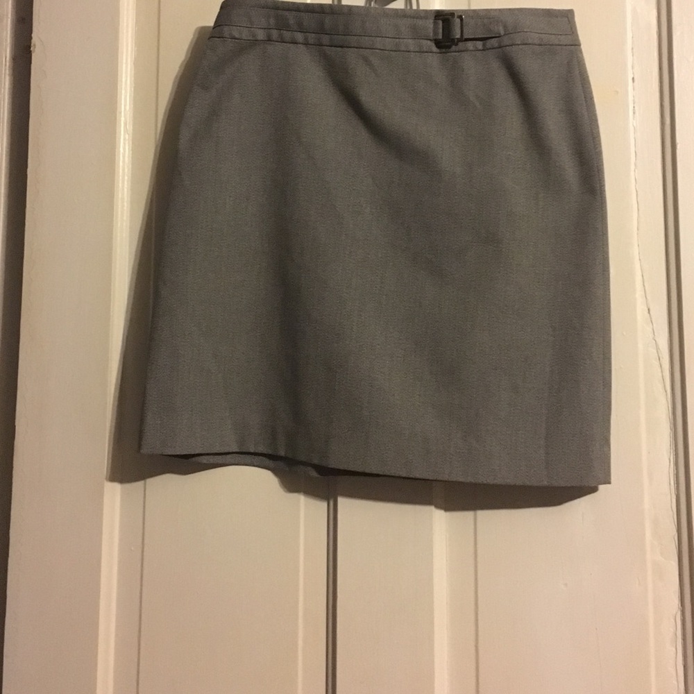 Cute Ann Taylor loft skirt size 10 gently worn
