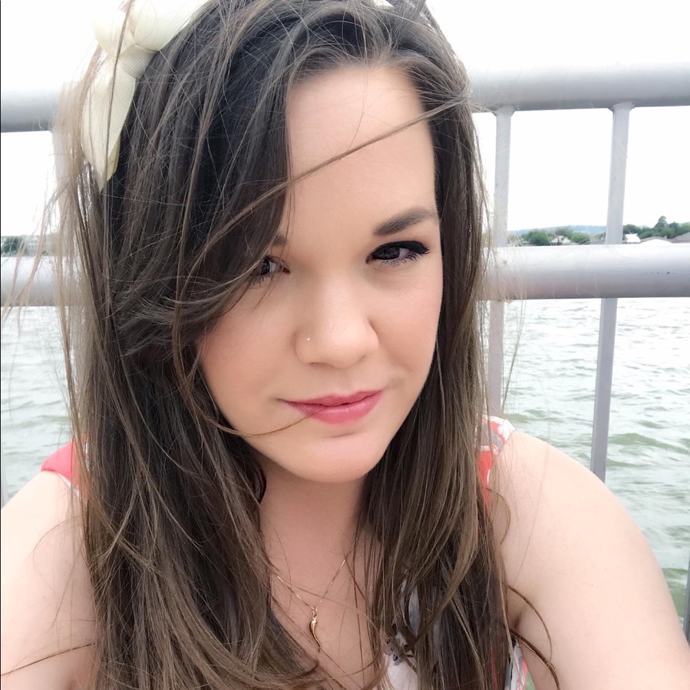 Meet your Posher, Chrissie