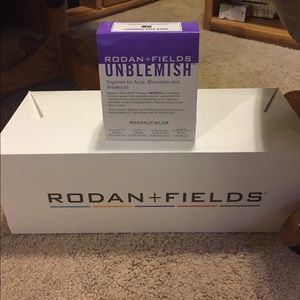Rodan and Fields Unblemish Regemin