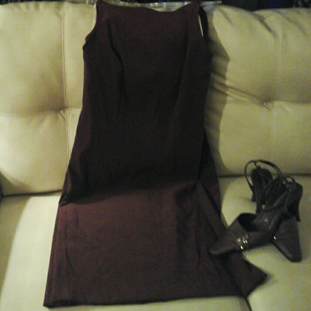 Dress - Picture 2 of 3