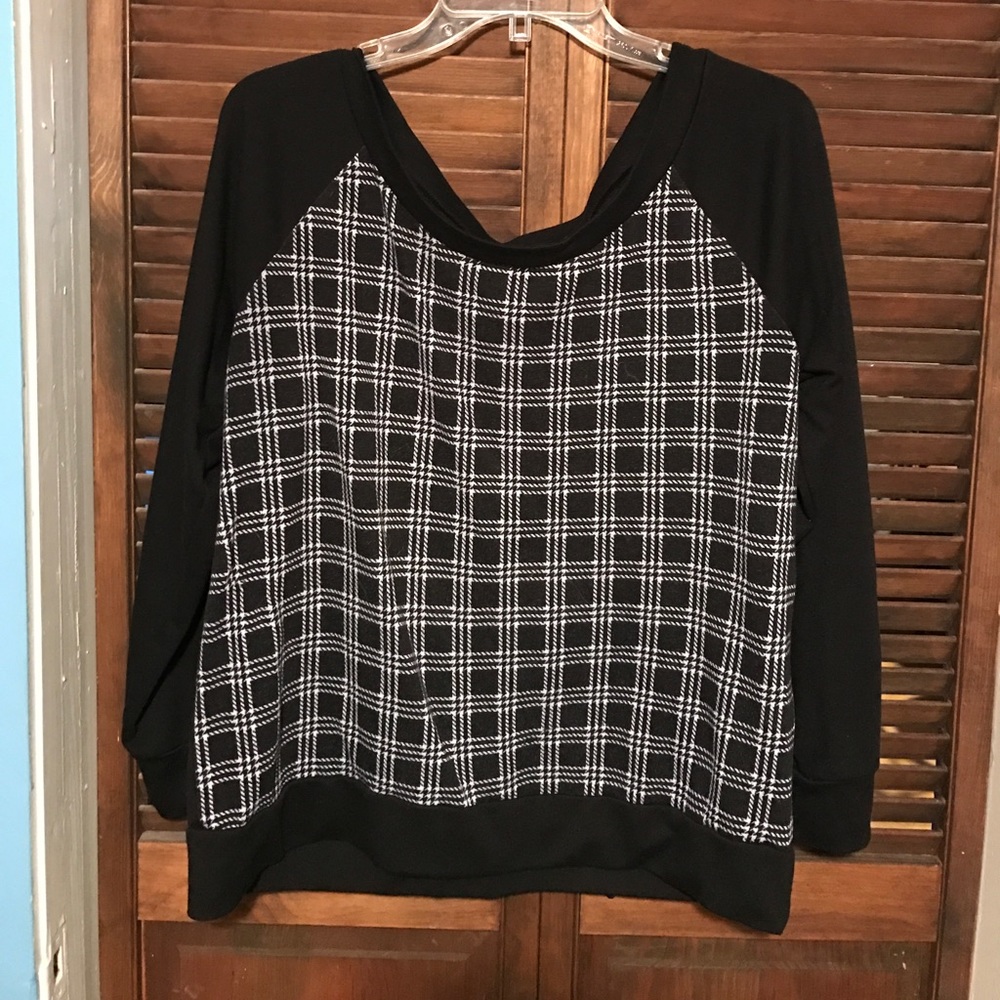 Black w/ White Checkered Crewneck Sweater