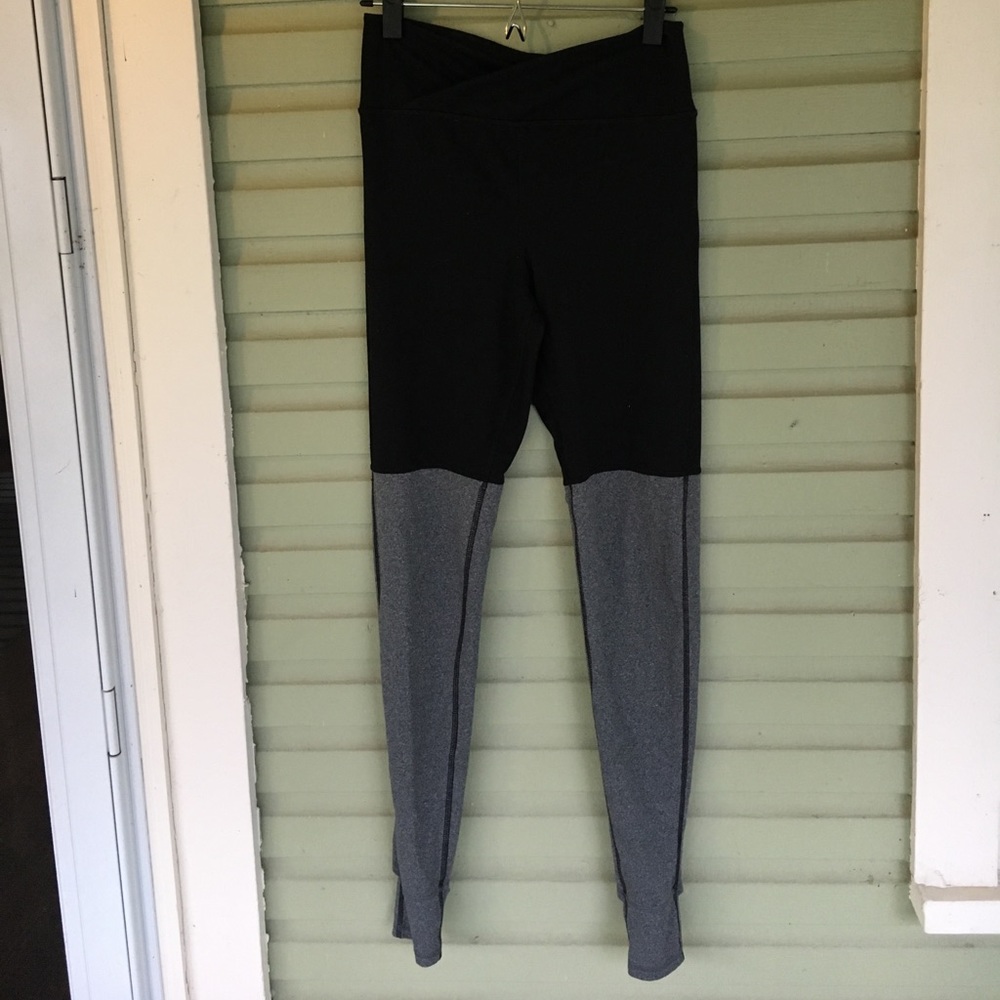 Two-toned leggings
