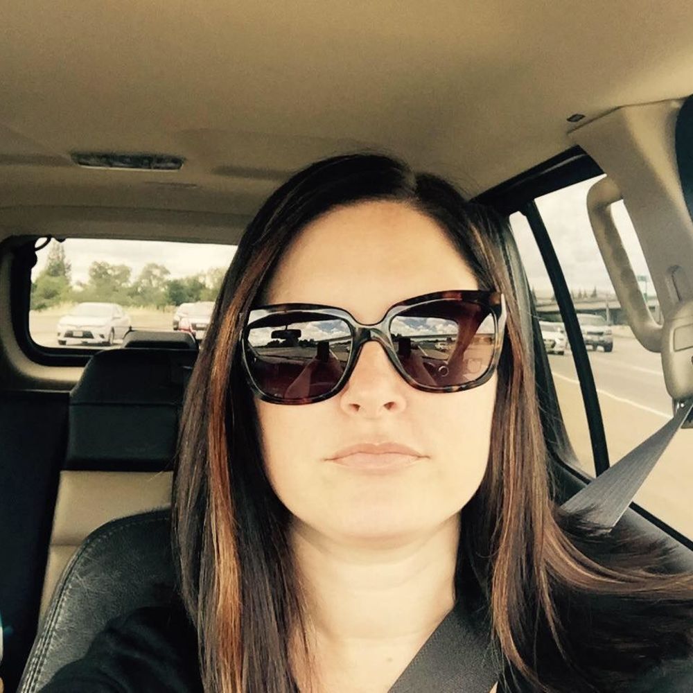 Meet your Posher, Elizabeth