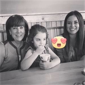 Meet your Posher, Jean