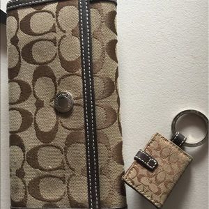 PRICE DROP: Coach Wallet with matching keychain.