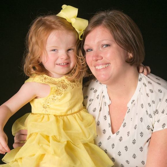 Meet your Posher, Maureen - Picture 1 of 1