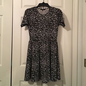 Mid-thigh length dress