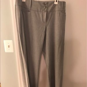 NWOT limited Lexie fit light grey pants
