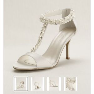 David's Bridal size 6 Pearl and Crystal sandal.