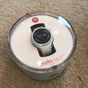 Moto 360 Sport Tracking Watch