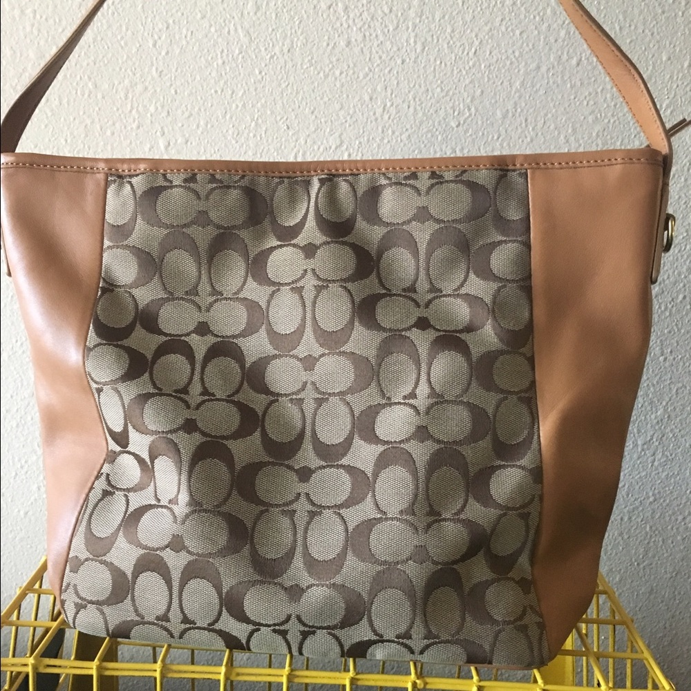 Coach Shoulder Bag
