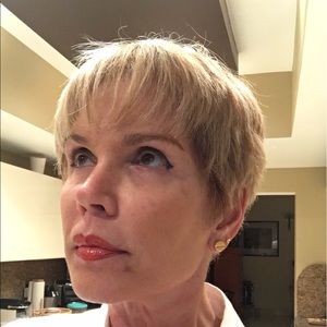 Meet your Posher, Desiree