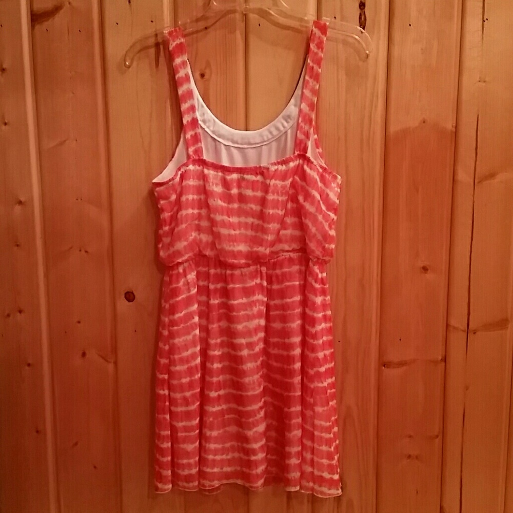Dress - Picture 2 of 3