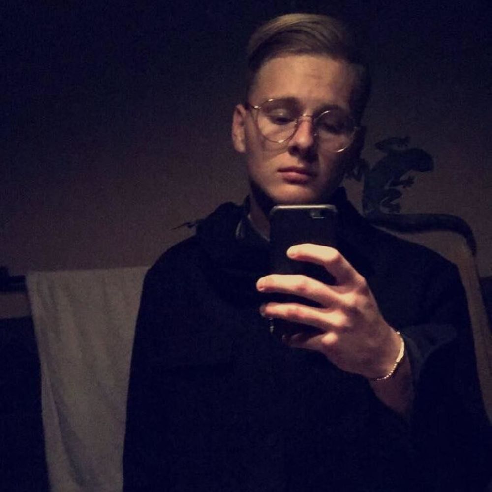 Meet your Posher, Austin