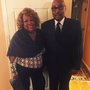 Meet your Posher, Lois