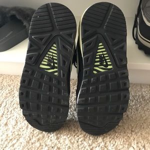 Nike Shoes - Air Max Neon Green and black size 7 Nike Nike Shoes - Air Max Neon Green and black size 7 Nike