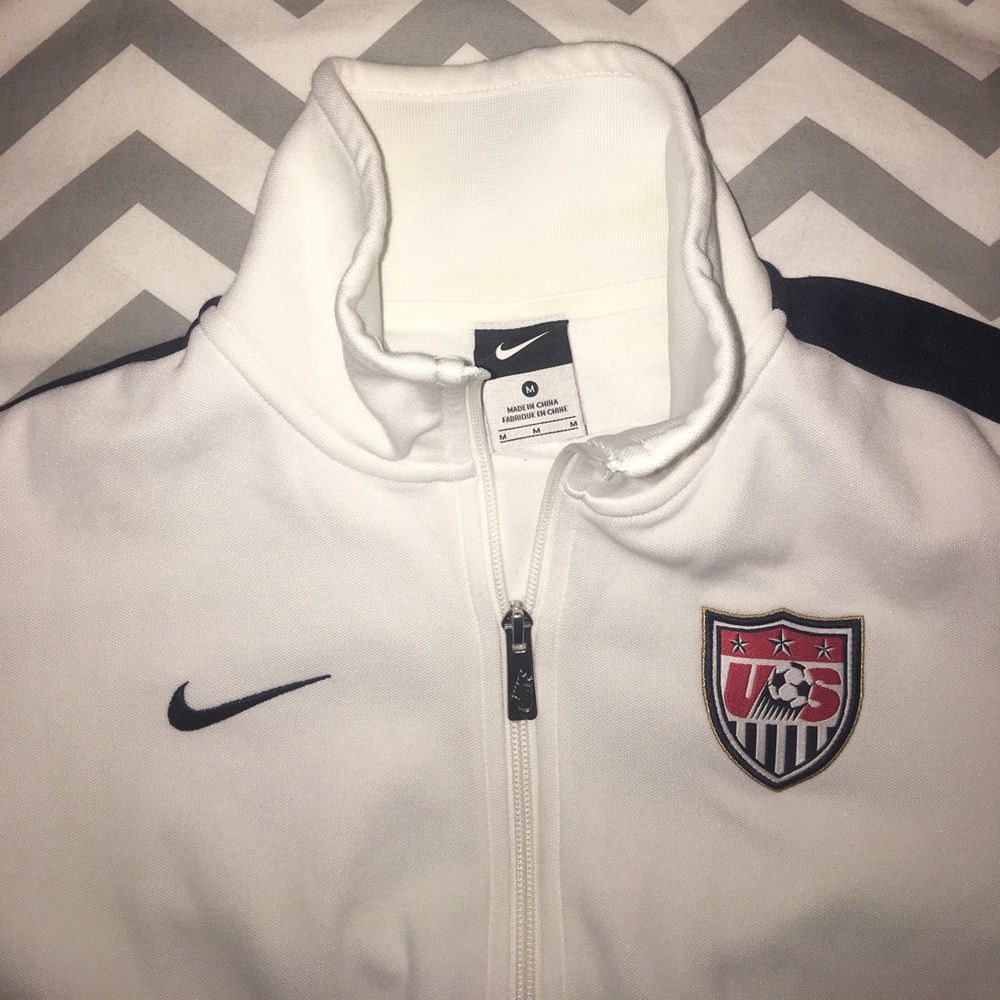 NIKE USA Women's Soccer Zip-up Jacket