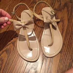 Dolce Vita tan bow sandals