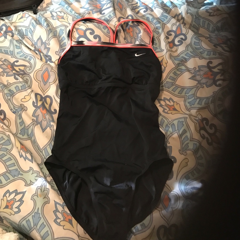 Nike black one piece bathing suit size 8 M