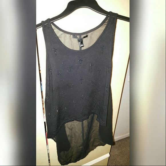 Flowy cross black over shirt - Picture 1 of 2