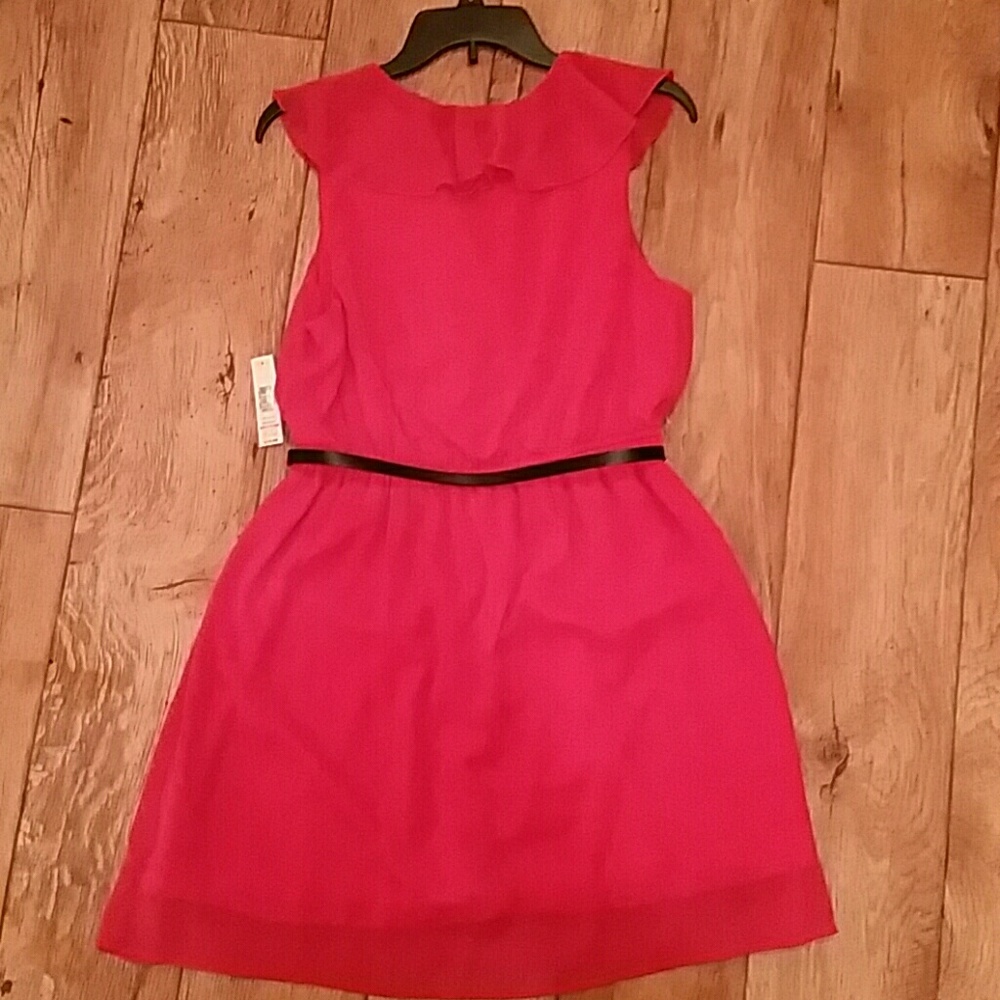 Dress - Picture 2 of 2