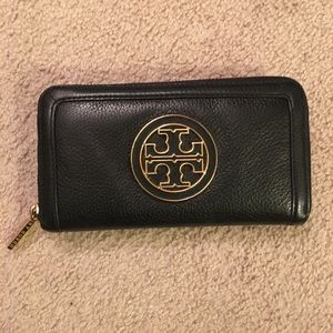 Tory Burch Wallet