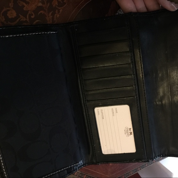 SOLD Coach Wallet - Classic Jacquard Monogram - Picture 2 of 4