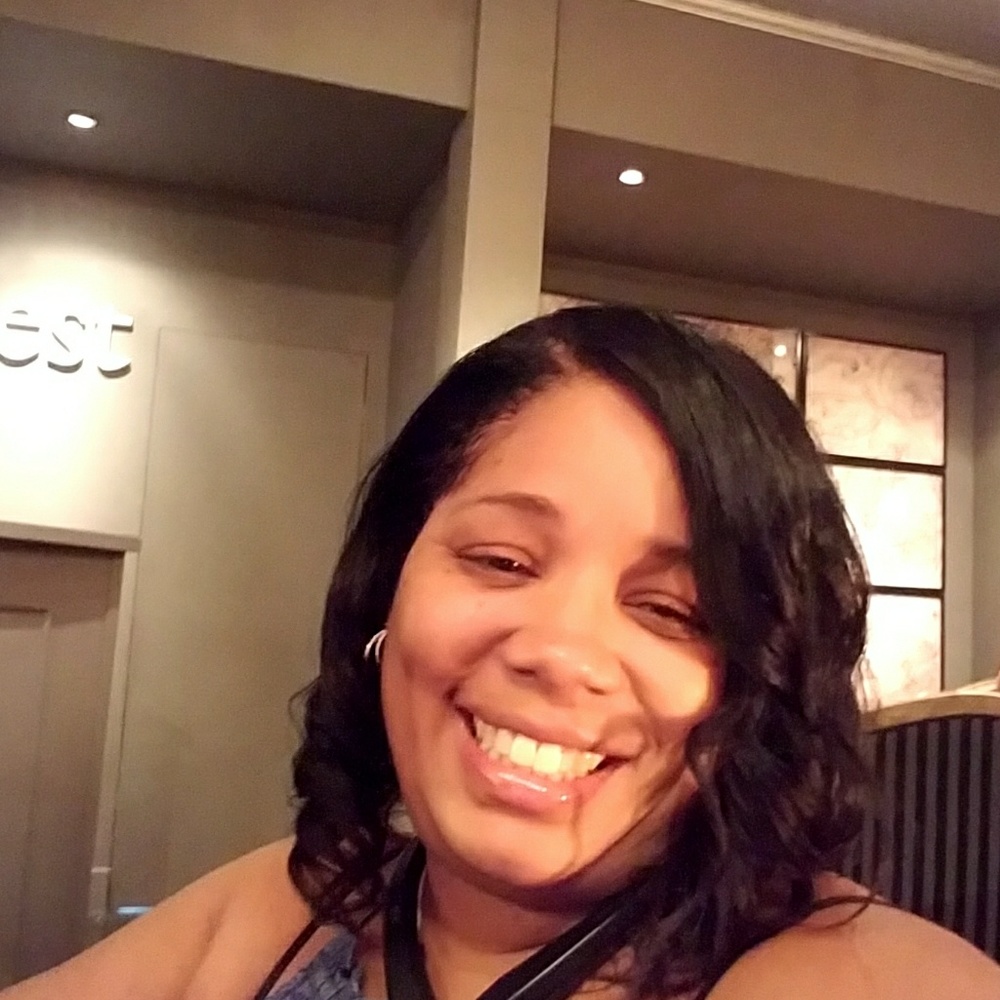 Meet your Posher, Tracee