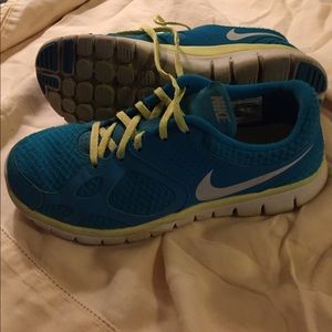 ⚡️FINAL SALE⚡️Nike Sneakers