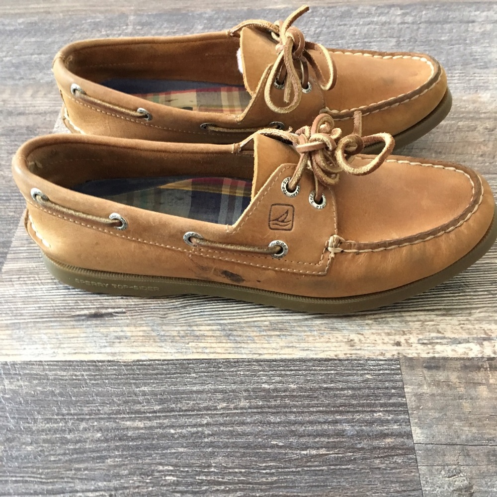 Boat shoes