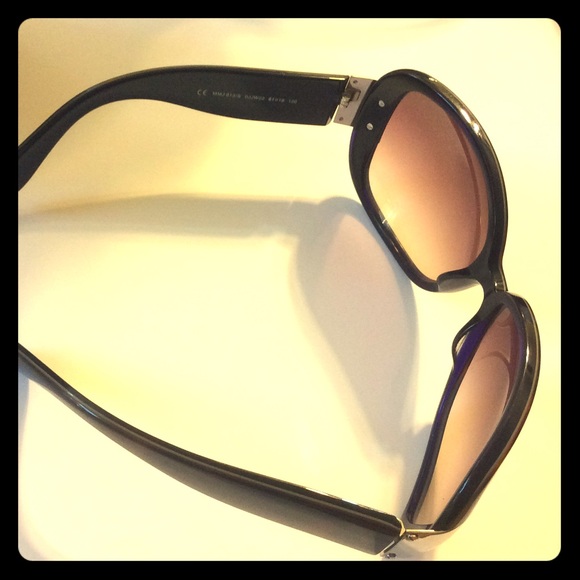 MARC BY Marc Jacobs sunglasses - Picture 8 of 8