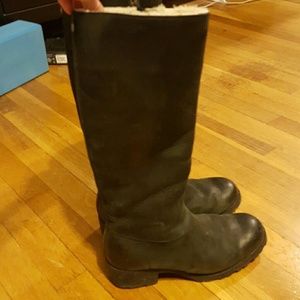 Ugg Tall Boots sz 8 Winter is almost here!