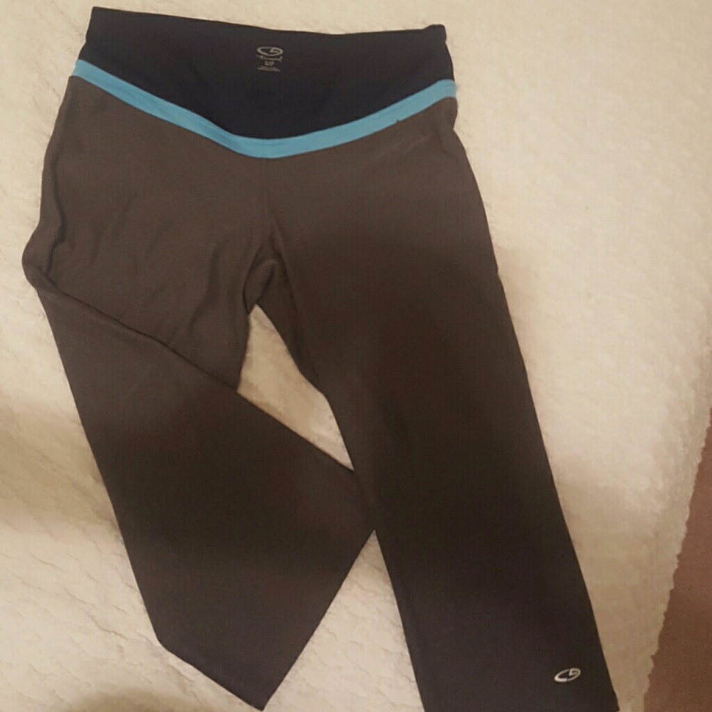 Workout capris